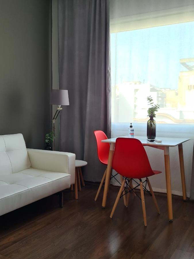 Red Rooms Tsimiski 60 テッサロニキ エクステリア 写真